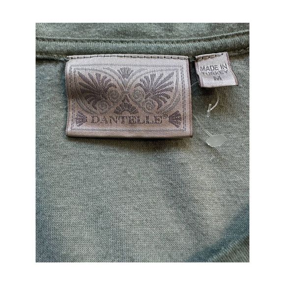 NWOT Dantelle Green Crew Neck‎ Short Sleeve Perforated Shirt Medium - Picture 3 of 7